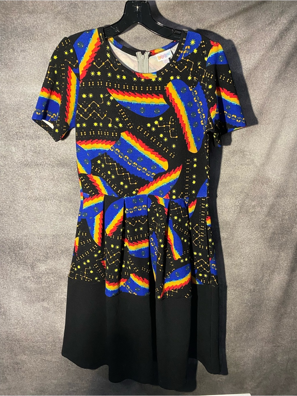 LuLaRoe Dani Dress Medium M Black Rainbow Constellation Star Pleated Maxi Midi
